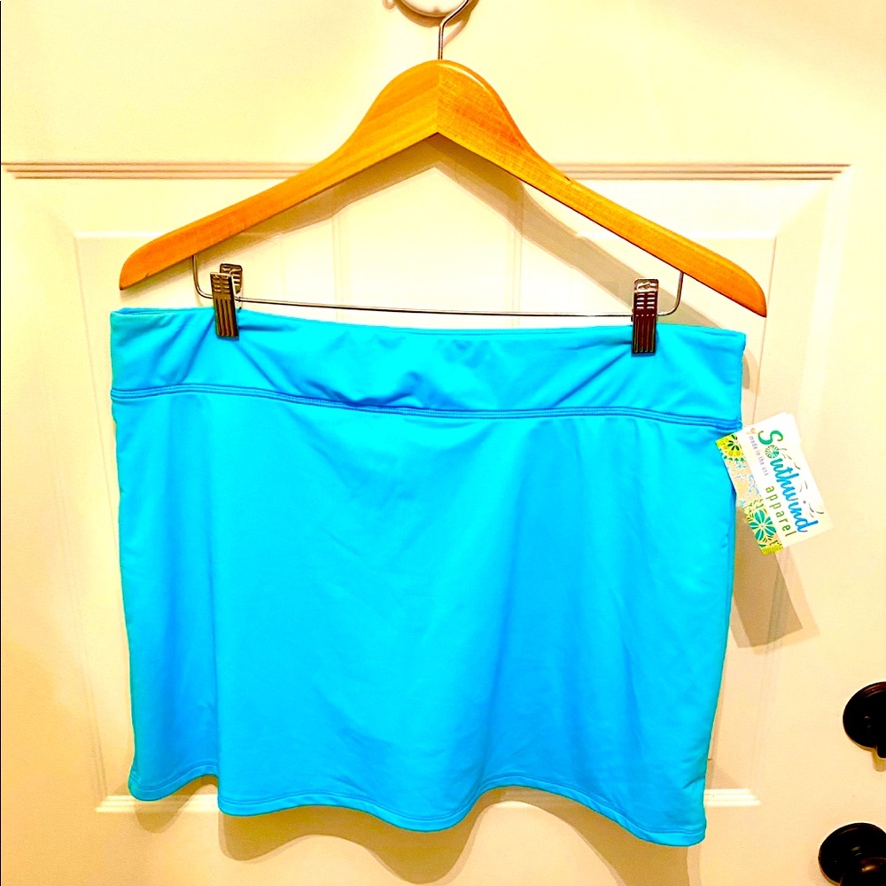 Beautiful skort.
